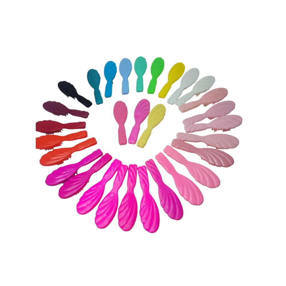 Vintage Pick & Choose $2  Barbie  Brush  MUST  COMBINE